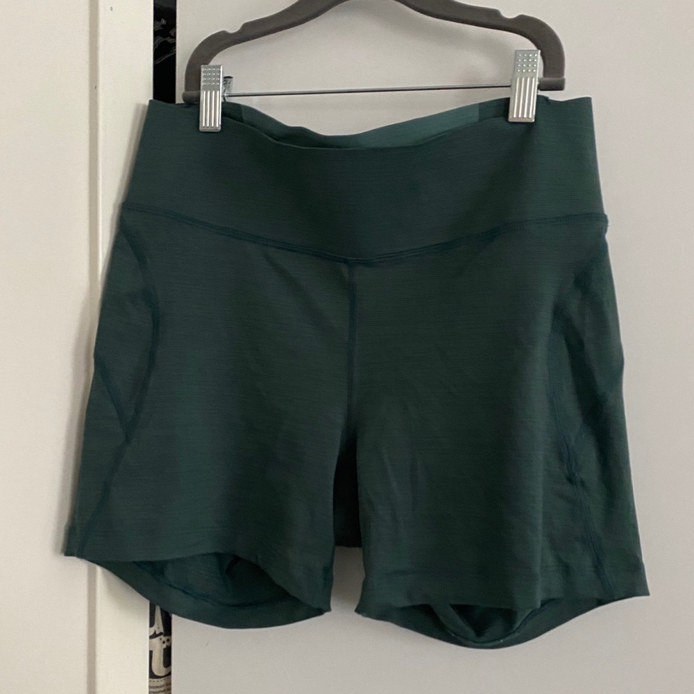 Outdoor Voices Flex Shorts in Evergreen - Picture 2 of 4
